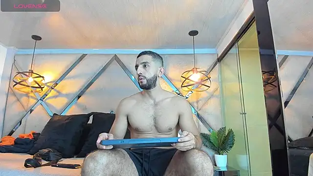 Snapshot of Yiyo10_ chatting on 8, 4, 2026 Yiyo10 online show from 8, 4, 2026