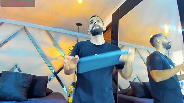 Snapshot of Yiyo10_ chatting on 17, 4, 2026 Yiyo10 online show from 17, 4, 2026