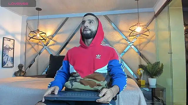 Snapshot of Yiyo10_ chatting on 23, 4, 2026 Yiyo10 online show from 23, 4, 2026