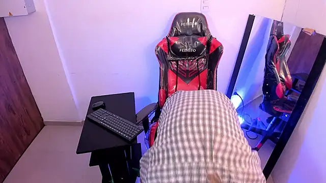 juanmechanic  online show from 6, 11, 2025