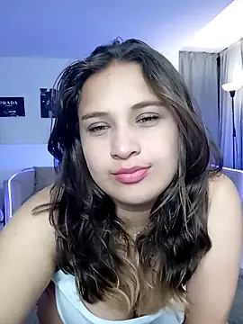 Snapshot of Laureen_se chatting on 21, 4, 2026 Laureen se online show from 21, 4, 2026