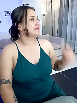 Snapshot of Laureen_se chatting on 21, 5, 2026 Laureen se online show from 21, 5, 2026