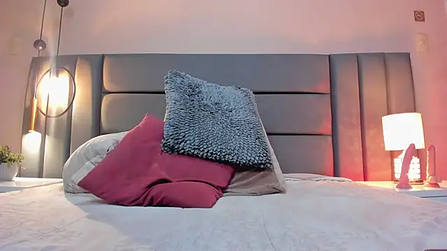 IvyJhons online show from 23, 10, 2025