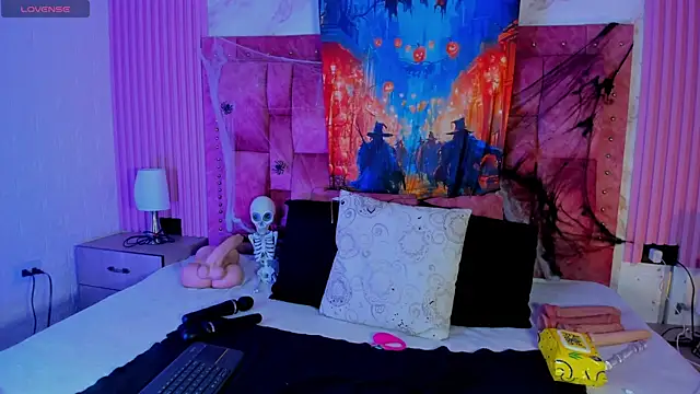 railey rosse  online show from 28, 10, 2025