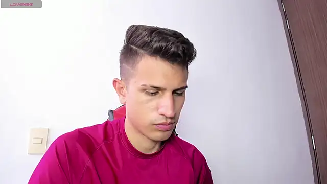 Snapshot of kevin_ahss chatting on 13, 3, 2026 kevin ahss online show from 13, 3, 2026