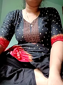 Snapshot of Rina-2 chatting on 30, 10, 2025 Rina-2 online show from 30, 10, 2025