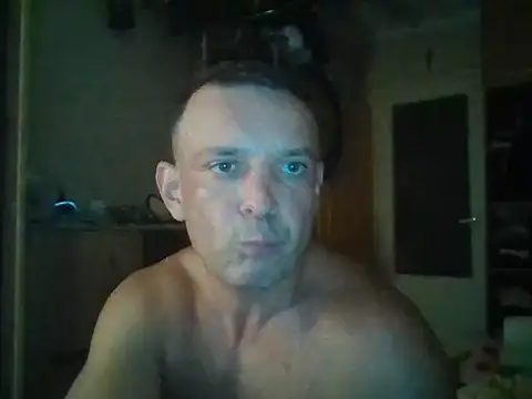 Snapshot of krolik1925 chatting on 12, 7, 2026 krolik1925 online show from 12, 7, 2026