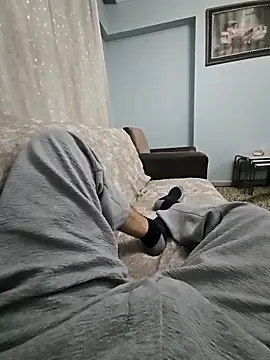 Snapshot of fena-sikerimmm chatting on 5, 3, 2026 fena-sikerimmm online show from 5, 3, 2026