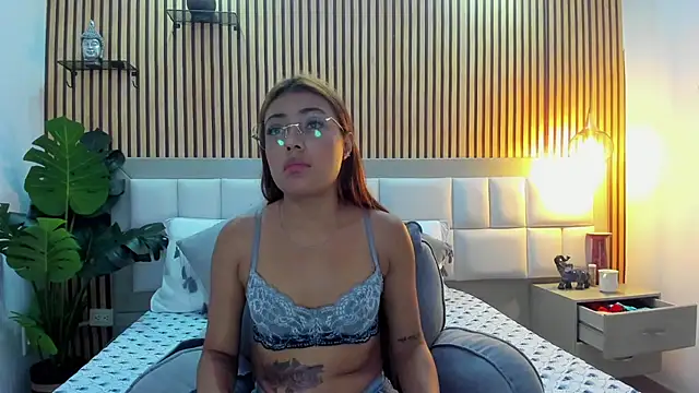 KattyBonnie online show from 19, 11, 2025