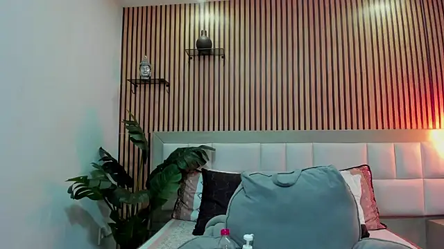 KattyBonnie online show from 18, 12, 2025