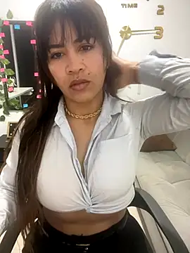 Snapshot of Canela_88 chatting on 2, 10, 2025 Canela 88 online show from 2, 10, 2025