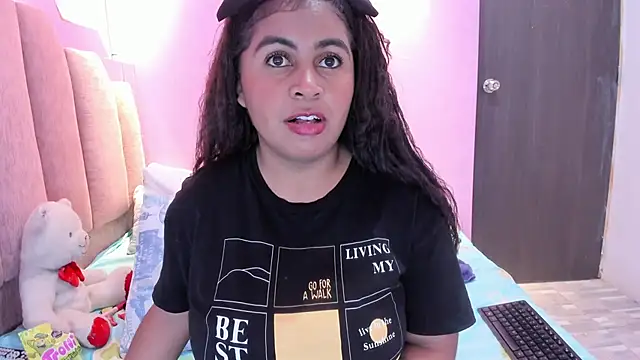 AndreaSweet2 online show from 6, 11, 2025