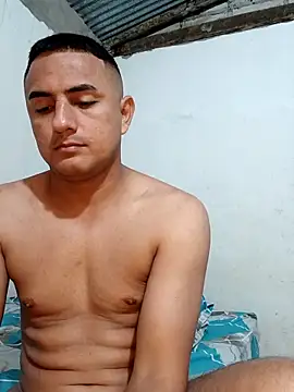 Geral Yeraldyn09 online show from 17, 12, 2025