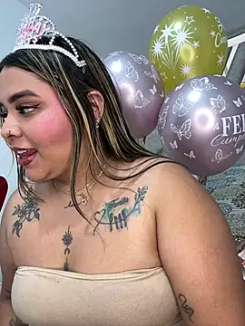 Snapshot of ashley-swift- chatting on 14, 4, 2026 ashley-swift- online show from 14, 4, 2026