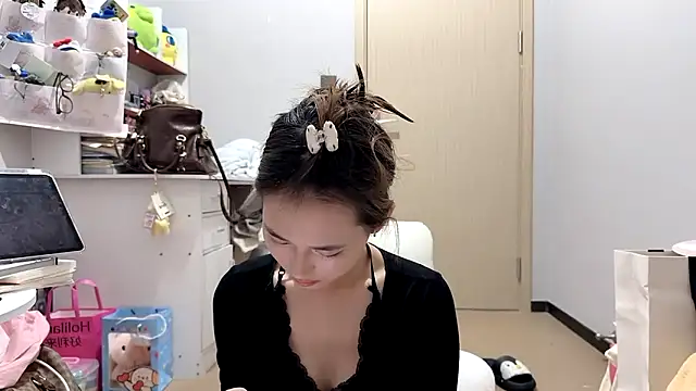 Snapshot of Ann-cookie chatting on 9, 4, 2026 Ann-cookie online show from 9, 4, 2026