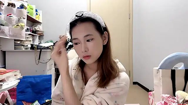 Snapshot of Ann-cookie chatting on 14, 5, 2026 Ann-cookie online show from 14, 5, 2026