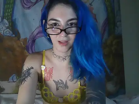 Snapshot of peetitefairy chatting on 28, 11, 2025 peetitefairy online show from 28, 11, 2025