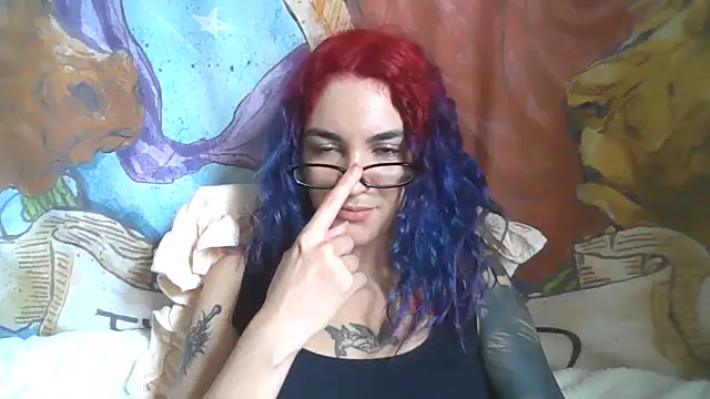 Snapshot of peetitefairy chatting on 21, 12, 2025 peetitefairy online show from 21, 12, 2025