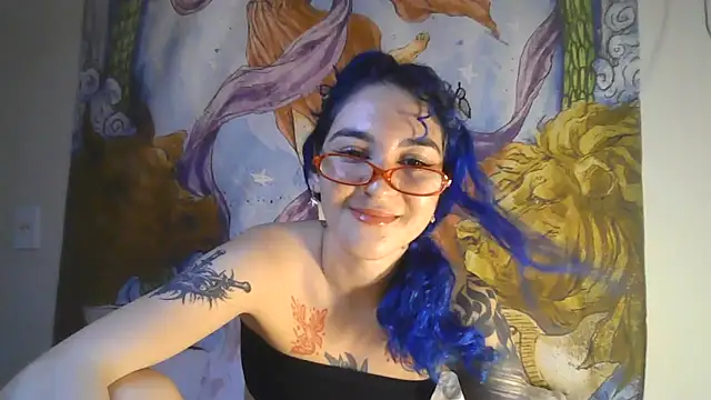 Snapshot of peetitefairy chatting on 4, 3, 2026 peetitefairy online show from 4, 3, 2026