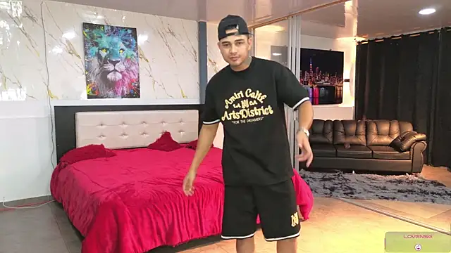 Snapshot of Playhardsex_ chatting on 9, 4, 2026 Playhardsex online show from 9, 4, 2026