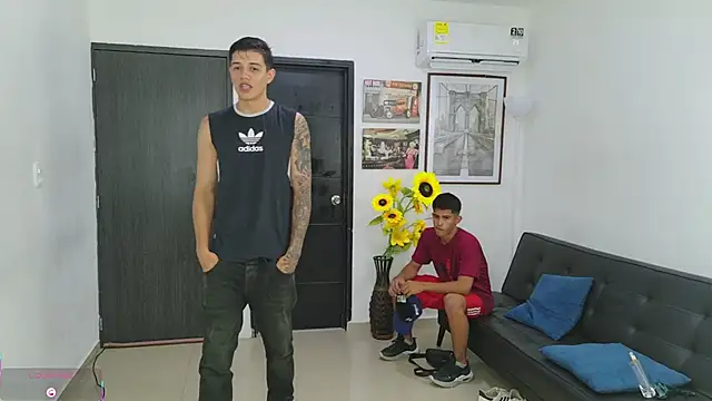 Snapshot of Playhardsex_ chatting on 21, 4, 2026 Playhardsex online show from 21, 4, 2026