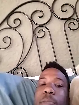 Snapshot of khwezi6969 chatting on 15, 10, 2025 khwezi6969 online show from 15, 10, 2025