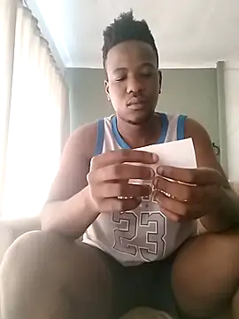 Snapshot of khwezi6969 chatting on 17, 10, 2025 khwezi6969 online show from 17, 10, 2025