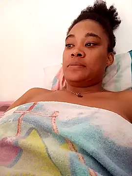 Snapshot of dahian_charlote02 chatting on 15, 4, 2026 dahian charlote02 online show from 15, 4, 2026