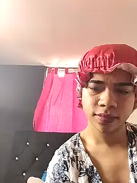 Snapshot of milabiggcoock chatting on 10, 9, 2025 milabiggcoock online show from 10, 9, 2025