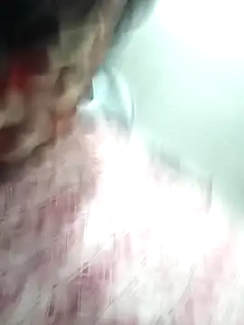 Snapshot of Aliii1657 chatting on 20, 3, 2026 Aliii1657 online show from 20, 3, 2026