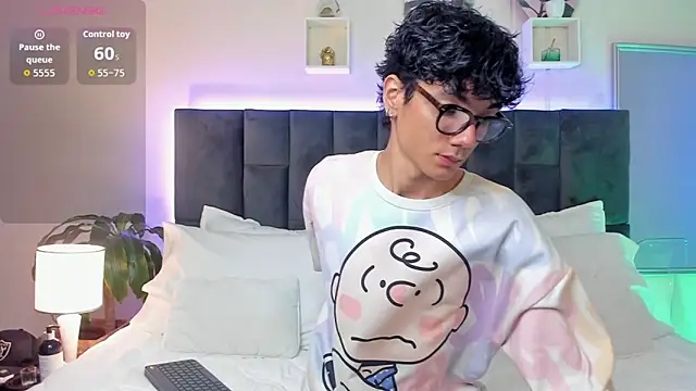 Phillicious   online show from 4, 10, 2025