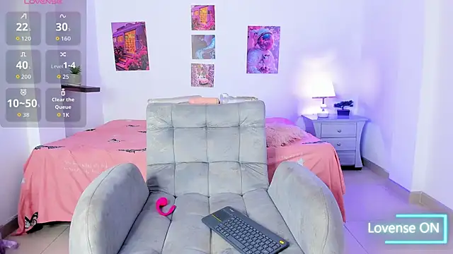 mia purplee online show from 28, 9, 2025