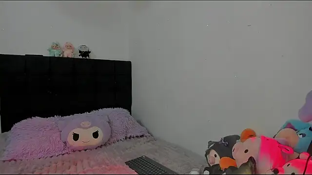 Snapshot of Tanit_Mora chatting on 17, 9, 2025 Tanit Mora online show from 17, 9, 2025