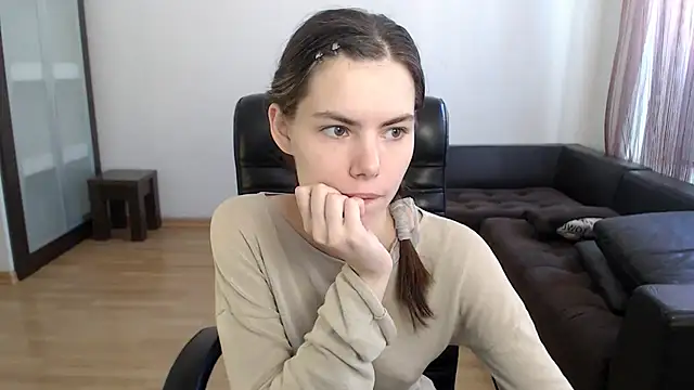 Snapshot of AmelieReve chatting on 19, 9, 2025 AmelieReve online show from 19, 9, 2025