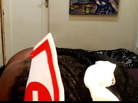 Snapshot of CurvyCocoxxx chatting on 12, 9, 2025 CurvyCocoxxx online show from 12, 9, 2025