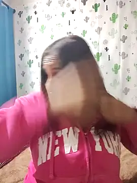 Avannay online show from 2, 12, 2025