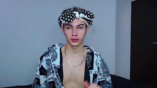 john vichenso online show from 2, 12, 2025