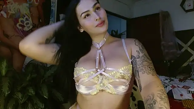 Snapshot of SarithaBunny chatting on 8, 2, 2025 SarithaBunny online show from 8, 2, 2025