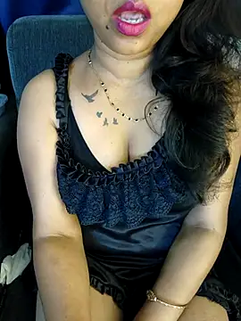 Sexy juhee online show from 14, 4, 2026