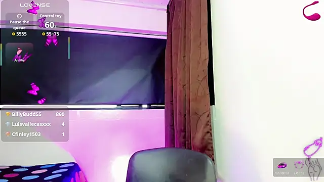 Snapshot of Britany_montiel chatting on 4, 4, 2026 Britany montiel online show from 4, 4, 2026