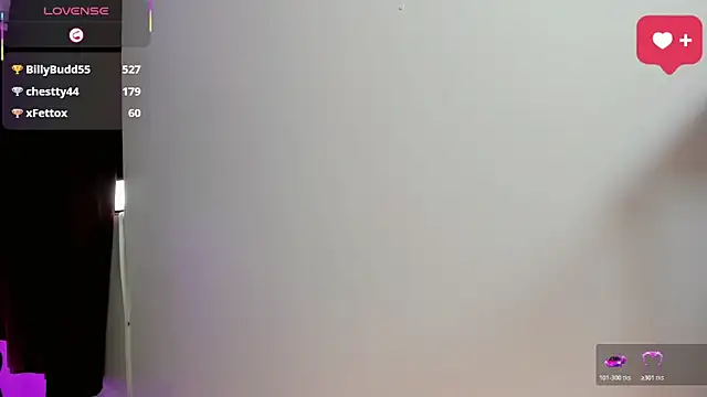 Snapshot of Britany_montiel chatting on 10, 4, 2026 Britany montiel online show from 10, 4, 2026