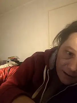 Snapshot of zeousseelphie chatting on 16, 9, 2025 zeousseelphie online show from 16, 9, 2025