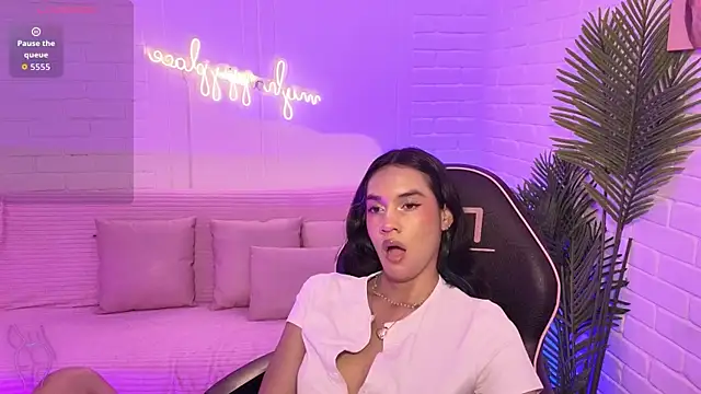 artemiss tay online show from 18, 11, 2025