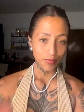 Snapshot of rih4nnna chatting on 16, 12, 2025 rih4nnna online show from 16, 12, 2025