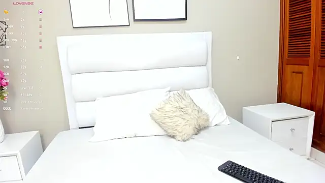 Dani rosse  online show from 12, 2, 2026