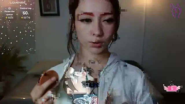 Snapshot of Evanss_lx chatting on 15, 11, 2025 Evanss lx online show from 15, 11, 2025