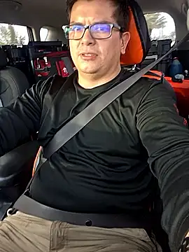 Snapshot of lucho8690 chatting on 12, 9, 2025 lucho8690 online show from 12, 9, 2025