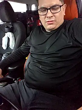 Snapshot of lucho8690 chatting on 23, 9, 2025 lucho8690 online show from 23, 9, 2025