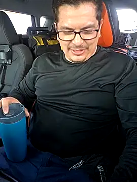 Snapshot of lucho8690 chatting on 24, 10, 2025 lucho8690 online show from 24, 10, 2025