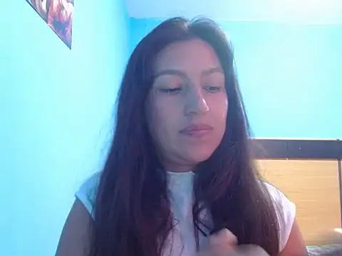 Snapshot of SarahFriendly chatting on 4, 4, 2026 SarahFriendly online show from 4, 4, 2026